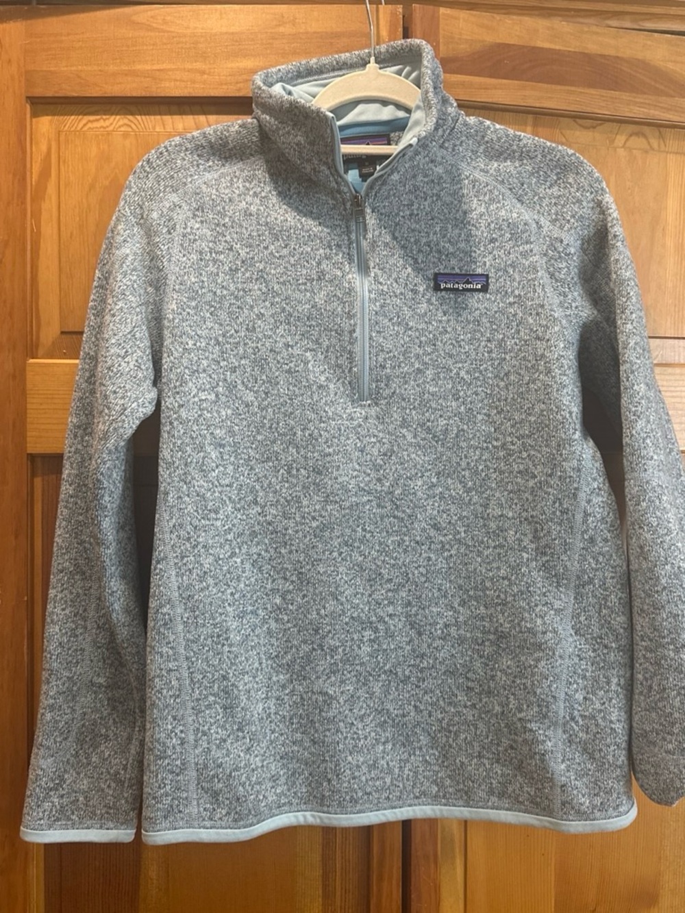 Patagonia Women’s Heather Grayish Blue Half-Zip Pullover